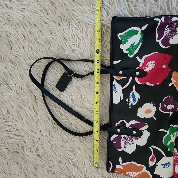 SALE💥COACH Large City Tote with Wildflower Print - Picture 14 of 15